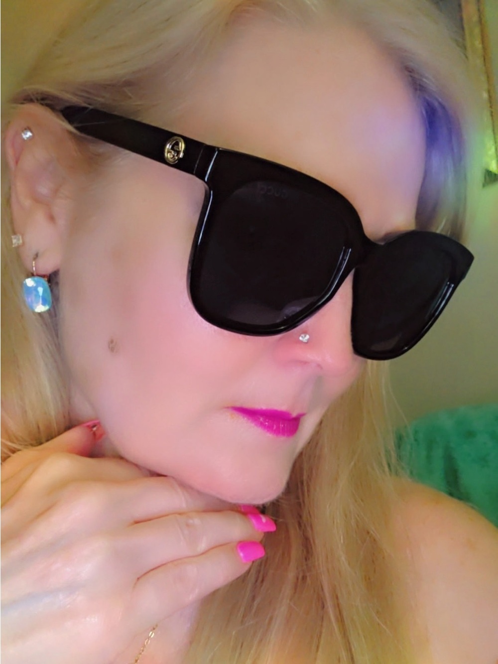 Gucci  Authentic Women's Black Oversized Square Sunglasses - Gorgeous